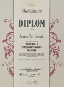 Modellfransar diplom tilldelas Johanna von Borstel som diplomerad fransförlängningsteknik